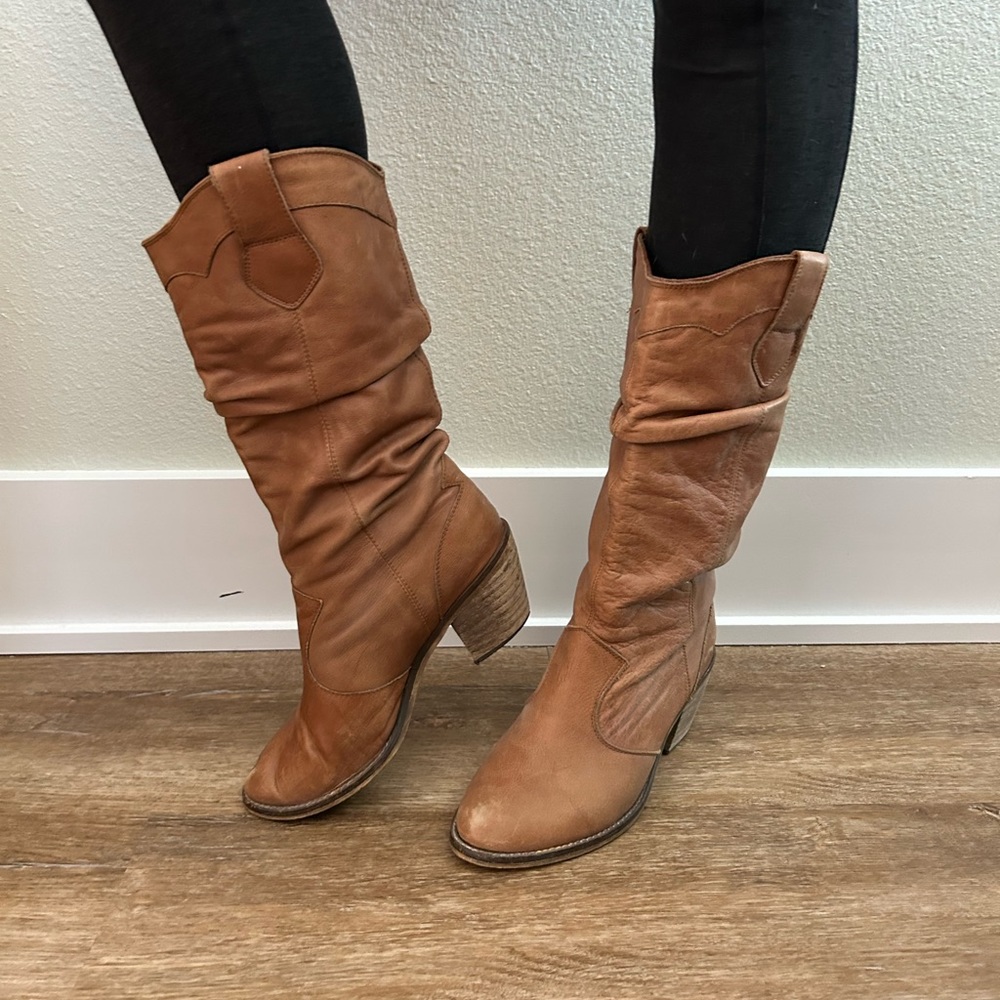 Steve Madden/Madden Girl slouchy cowboy boots size 38/7.5
